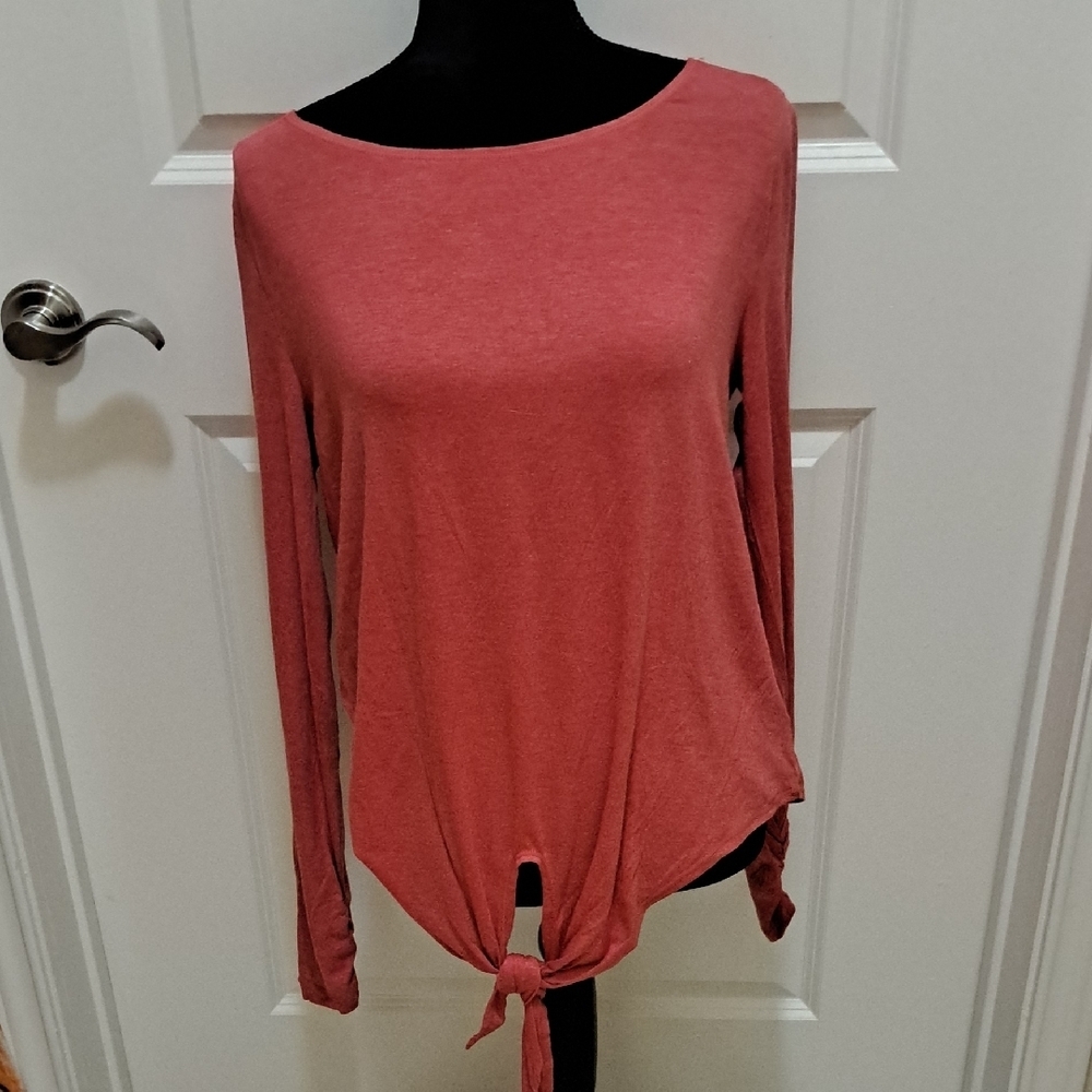 NWT Max Studio red Tie Front Relaxed Blouse, $68.00